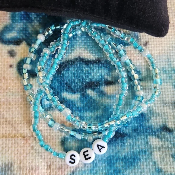 Beaded Bracelet Stack "Sea" - Picture 4 of 5